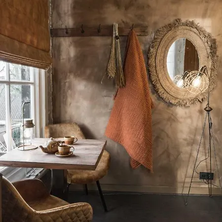 Bed & Breakfast Slapen Bij Dkw