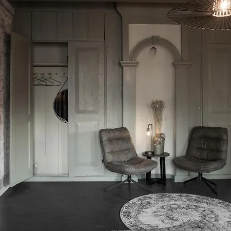 فندق مبيت وإفطار Slapen Bij Dkw Oldebroek