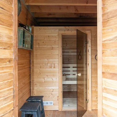 Bed & Breakfast Slapen Bij Dkw