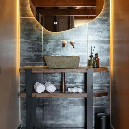 فندق مبيت وإفطار Slapen Bij Dkw 4*