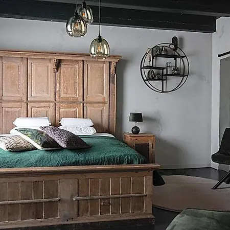 Bed & Breakfast Slapen Bij Dkw