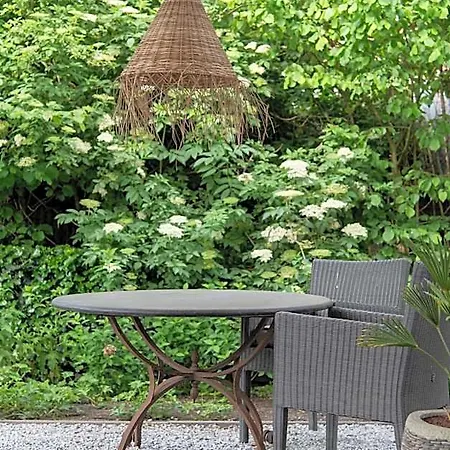 Bed & Breakfast Slapen Bij Dkw