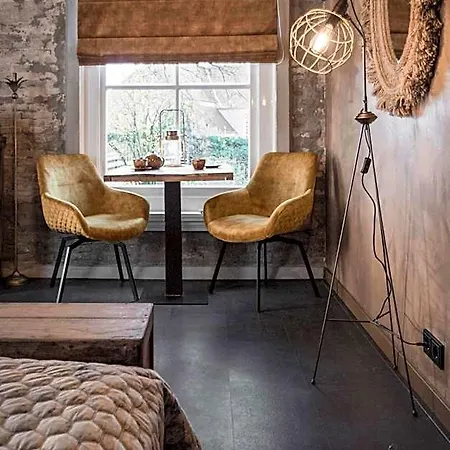 Bed & Breakfast Slapen Bij Dkw 4*