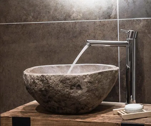 Bed & Breakfast Slapen Bij Dkw