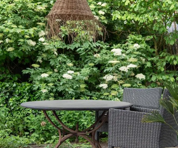 Slapen Bij Dkw Bed & Breakfast 4*