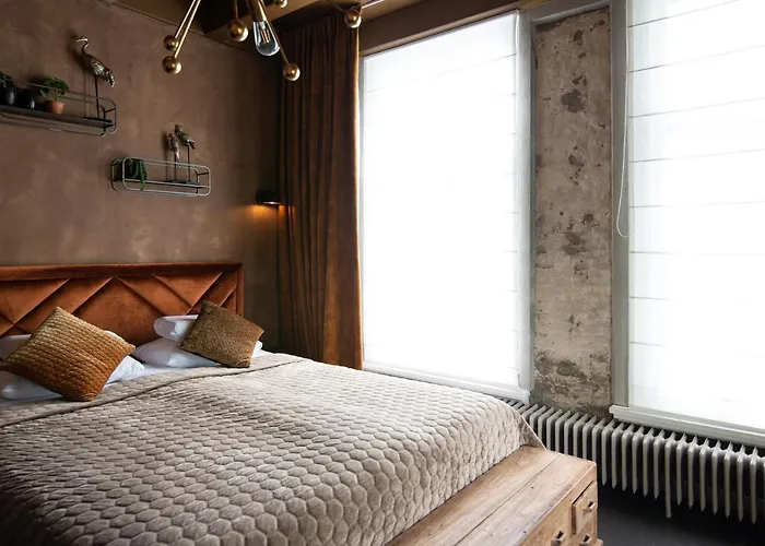 Slapen Bij Dkw Bed and breakfast 4*